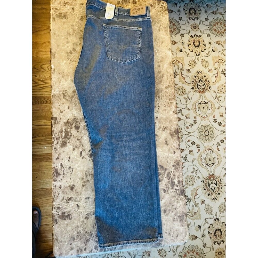 Levi Signature By Levi Strauss Men's Relaxed Flex Jeans Size 50X30 NEW
